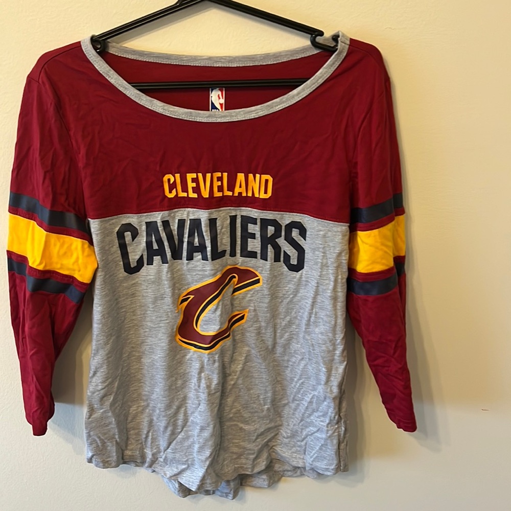 Cleveland Cavaliers Womens 3/4 sleeve shirt NWOT